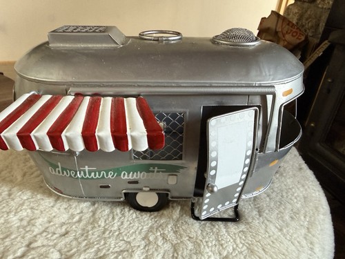 Airstream camper bird - bird, house